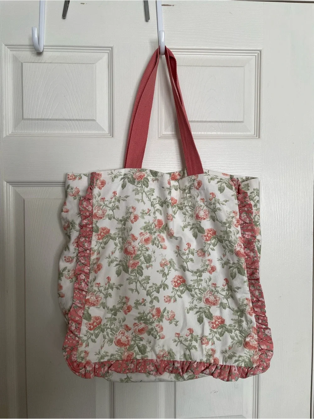 NWT Laura Ashley Madelynn Duck Floral Canvas Ruffle Tote Bag - Pink/Green